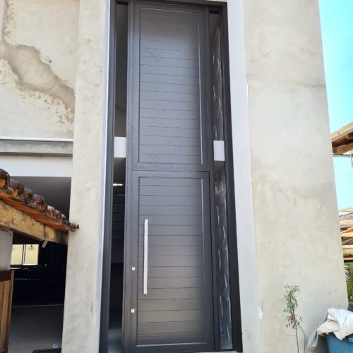 Porta de Hall em alumínio